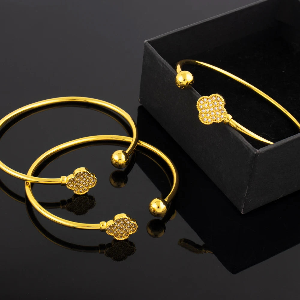 New Design Classic Luxury Stainless Steel Shiny Zircon Clover Bracelets Elegant Temperament For Women's Daily Wear Jewelry Gifts